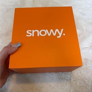 Women’s Snowy light tan sticky bra cups , NIB women’s size DD